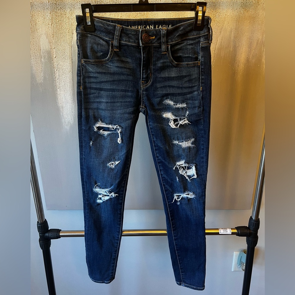 American Eagle Jeggings w/ holes- 2 Short